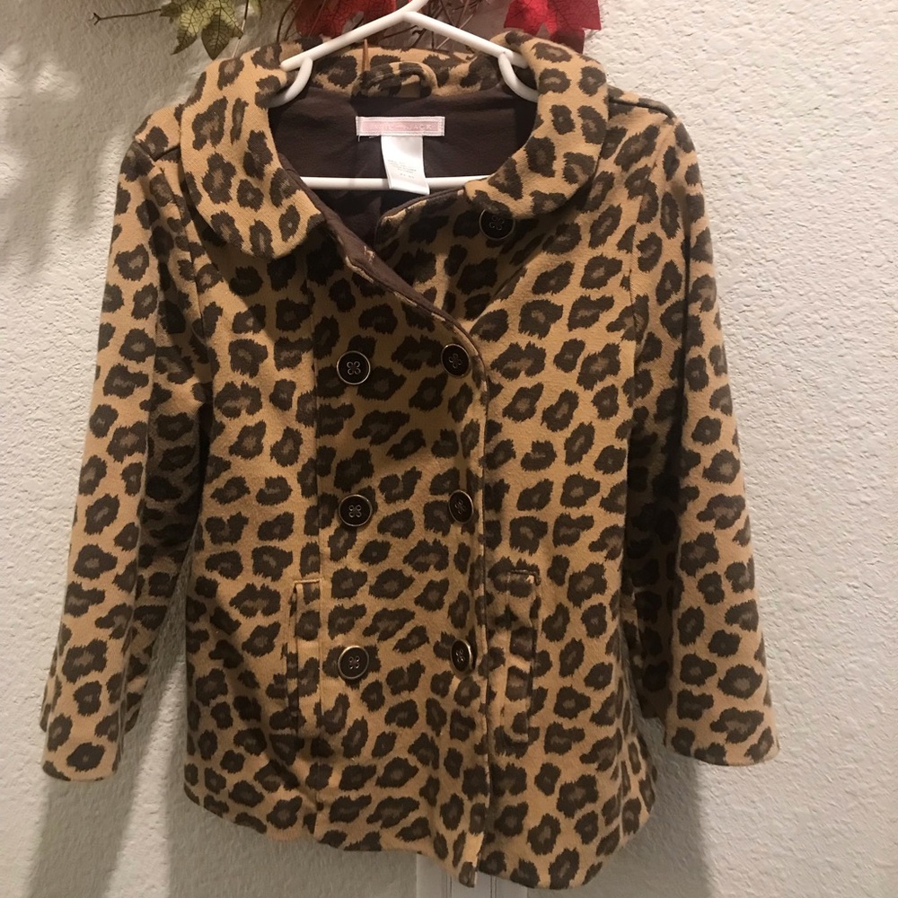 Gorgeous jacket. No call outs